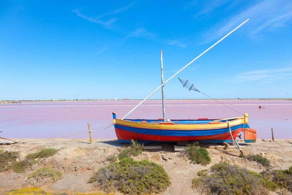 Saint-Pierre-la-Mer  Entre Mer Et Garrigue מראה חיצוני תמונה