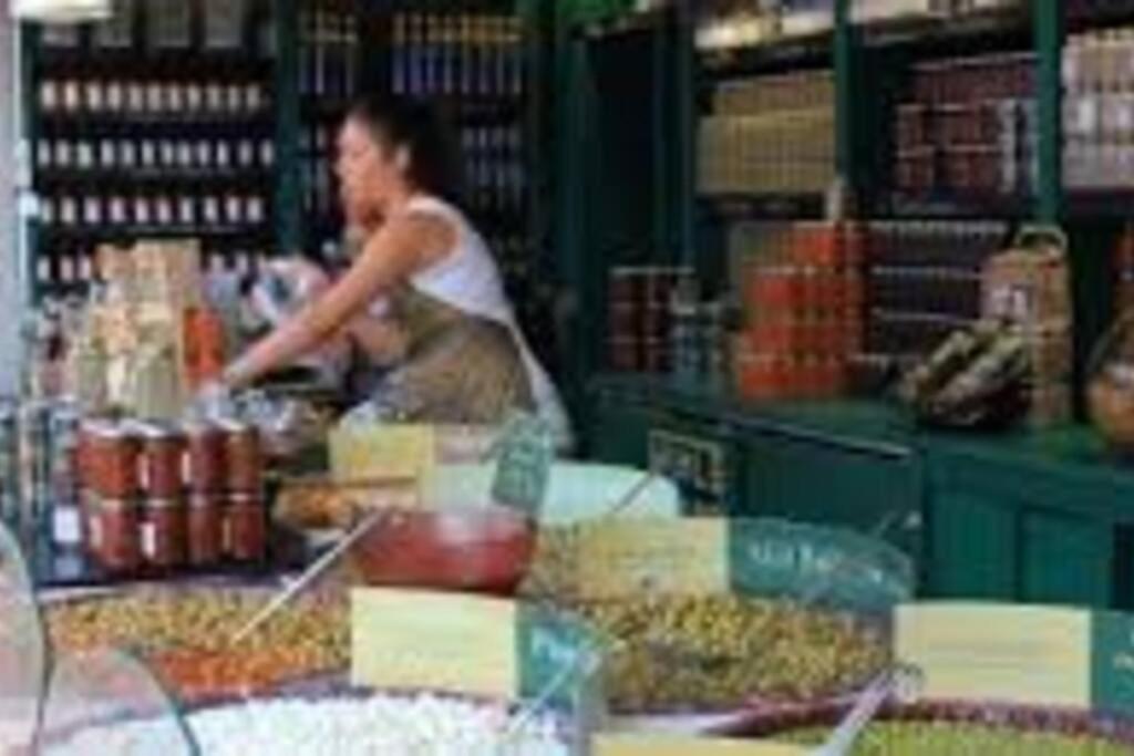 Saint-Pierre-la-Mer  Entre Mer Et Garrigue מראה חיצוני תמונה